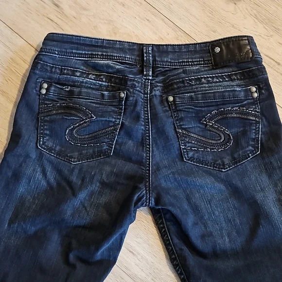 Silver Jeans - Picture 4 of 4